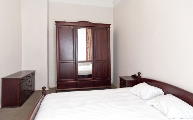 Arsenal Apartments