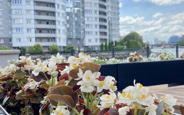 Uyutnaya In The Heart Of König Flat