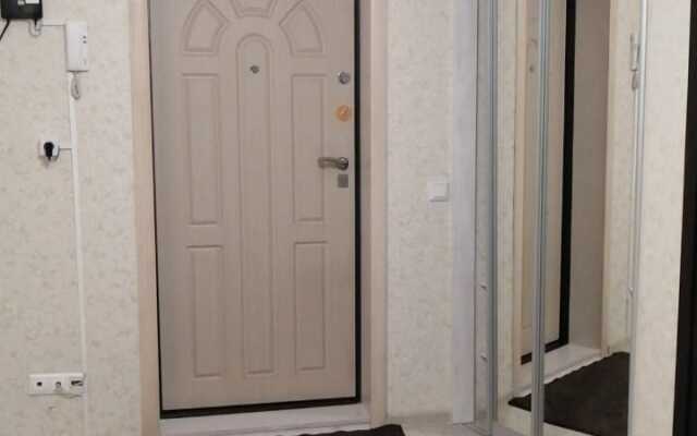 Апартаменты на улице Авиаторов 38