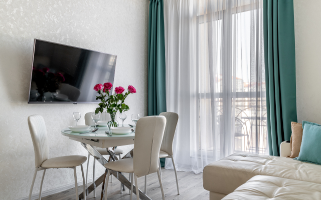 Prostornaya V Zhivopisnom Rayone Ot Home Group Apartments Flat