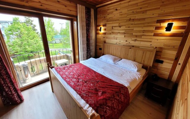 Saruhan Hotel
