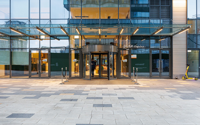 Apartment Botanika near Botanical Garden metro station