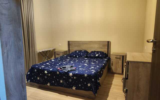 Apt in Centre Erevan Apartments