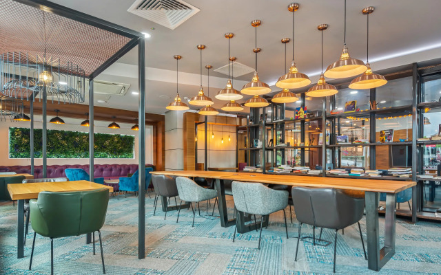 Апарт-отель Roomzzz London Stratford