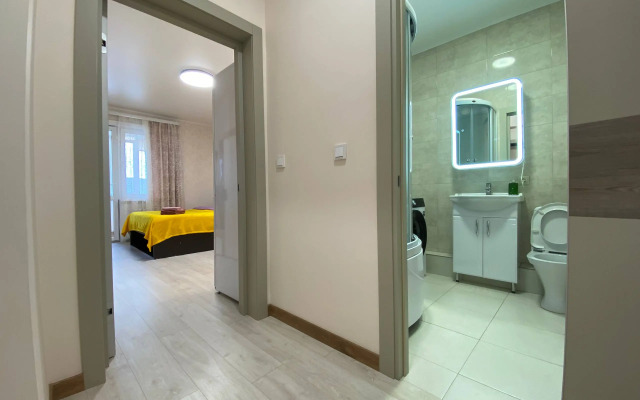 Апартаменты У Сити-Молла с видом на горы