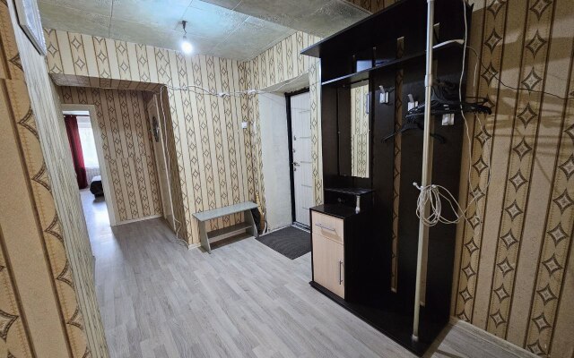 Prostornaya ryadom s akvaparkom Flat