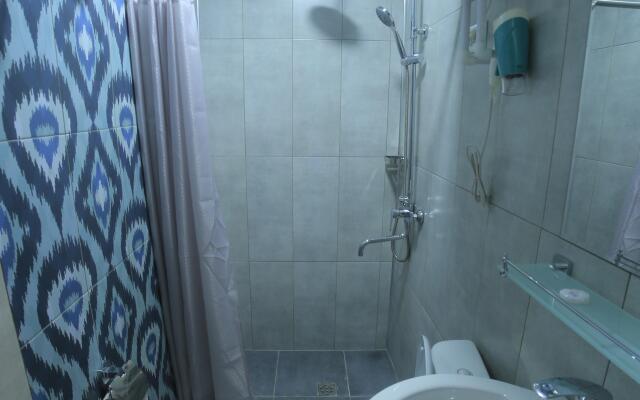 Dolon House Guest House