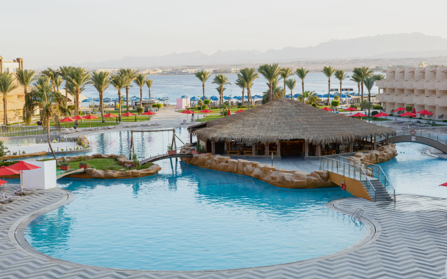 V Grand Beach Resort Sahl Hasheesh