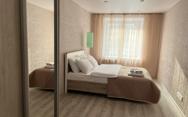 V Tsentre Goroda Flat