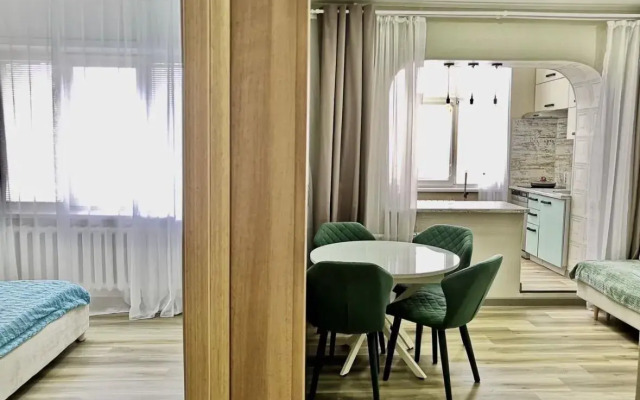 Квартира Стильная Двухкомнатная в Центре Города