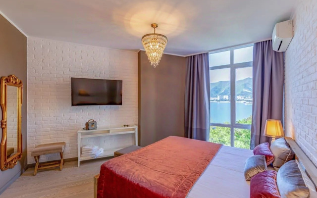 Na Primorskoy 30A Flat