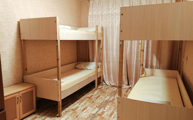 Апартаменты Квартирный Вопрос на  Коммунистической 84