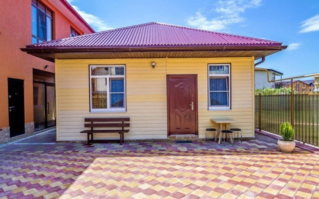 Avgust Guest House