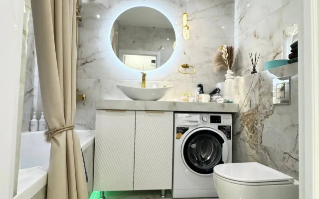 Buravtseva s Shikarnym vidom Flat