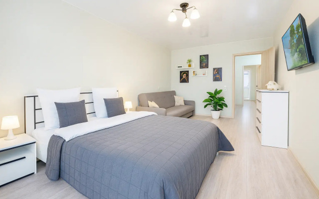 Livio.su | 2-комнатная квартира с видовыми балконами в самом центре Суворовского