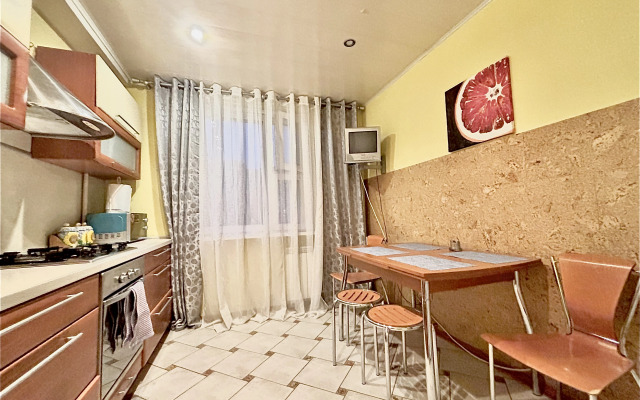 Апартаменты Бакинская 18к1