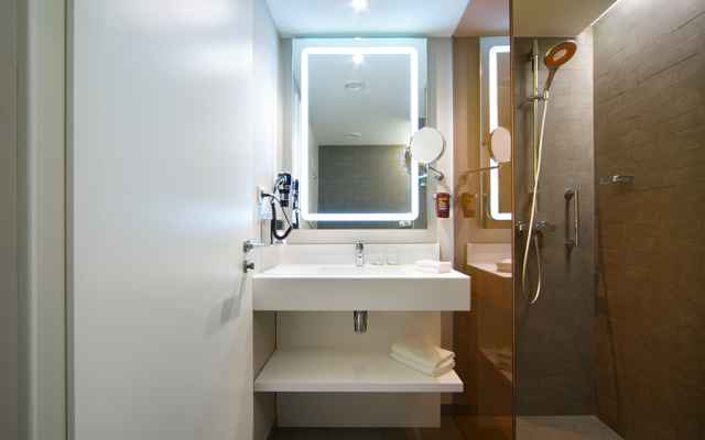 Отель Демидов Плаза