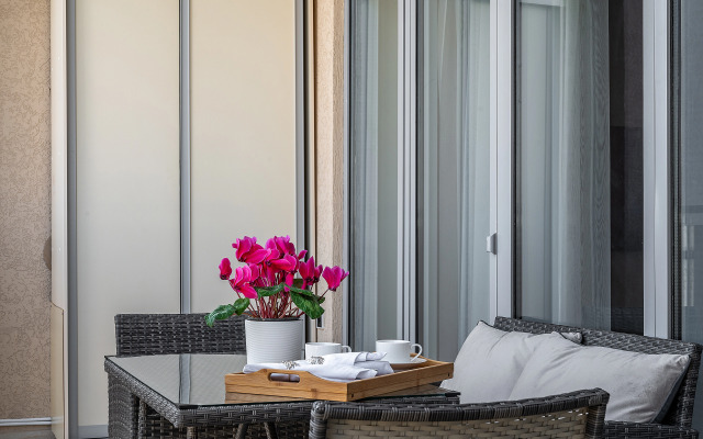 Апартаменты Red Apartments Светлана Парк Селин