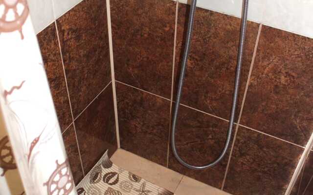 Uyutnaya Kvartira V Tsentre Rostova Flat