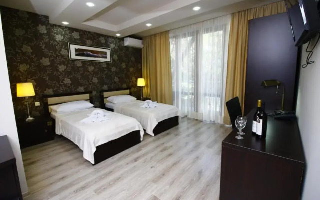 Sani Hotel