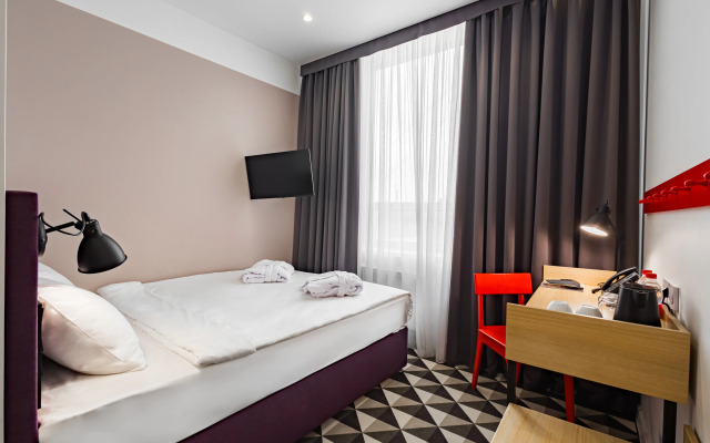 AZIMUT Hotel Abakan 3*