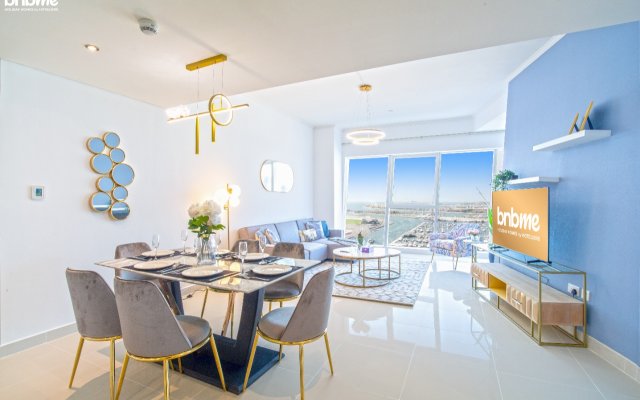 Апартаменты Charming 2BR in Marina with Sea View by bnbme-1901