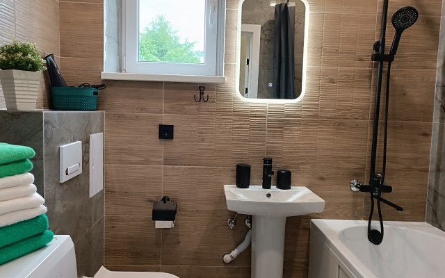 Квартира Двухкомнатная квартира возле Бфу Канта