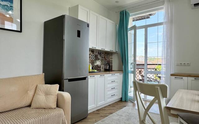 Квартиры с балконами и видом на горы на Мелетяна 5а 2