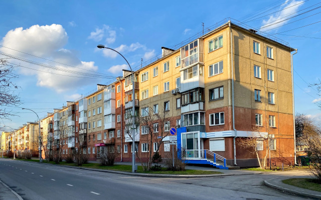 Unique Apart Yupiter ryadom s Mariinskim teatrom. KemGU i Filarmoniyey na Krasnoy 12 Apartment
