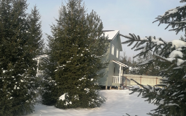 Chastnyij Dom s Verandoj i Saunoj Private House