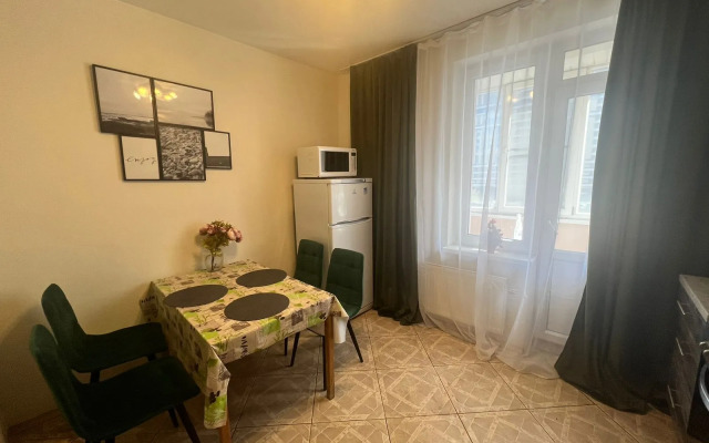 Квартира Просторная на Коломяжском