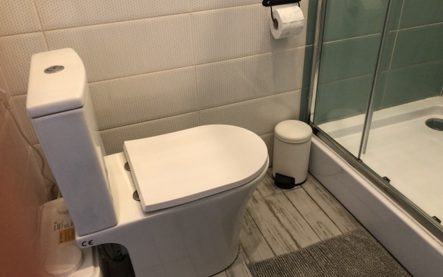 Апартаменты Студия с Видом на Покровский Сквер