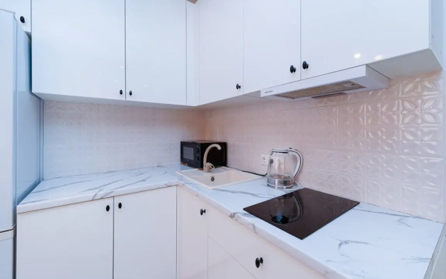 10 Krymskiy Mamayka Apartment