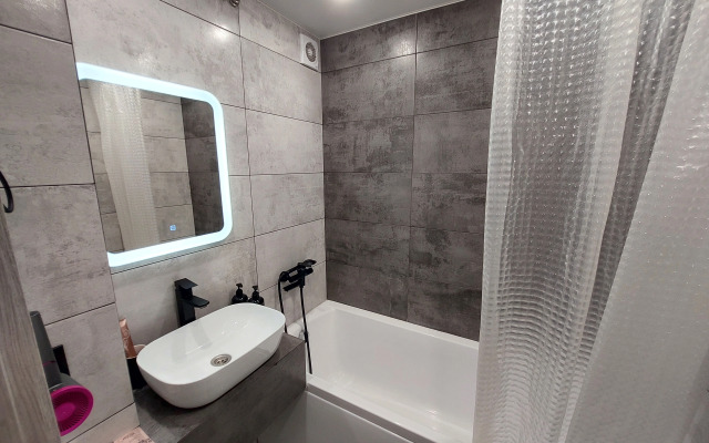Uyutnaya Nedaleko Ot Akvaparka Flat