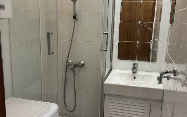 Ryadom S Morem Flat