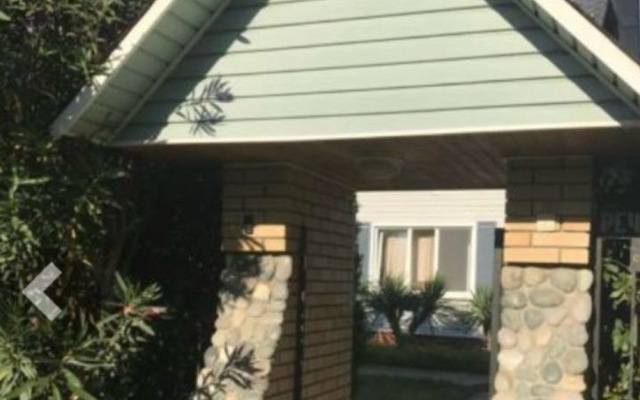 u Morya Private House