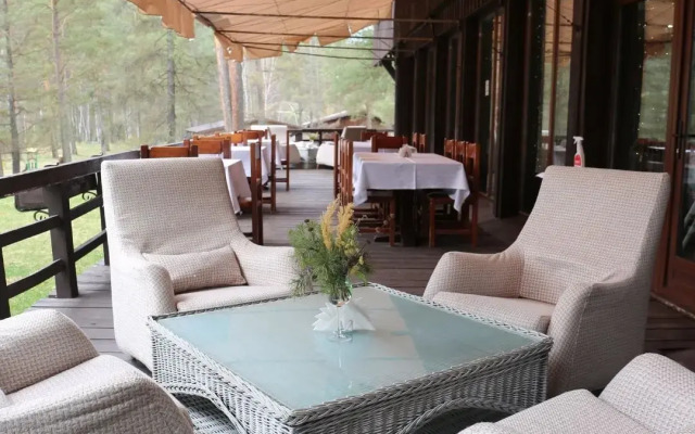 Загородный отель Гладенькая