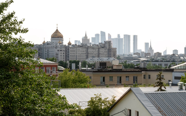 GM Solnechnaya Trekhkomnatnaya v dvuh shagah ot Naberezhnoj Apartments