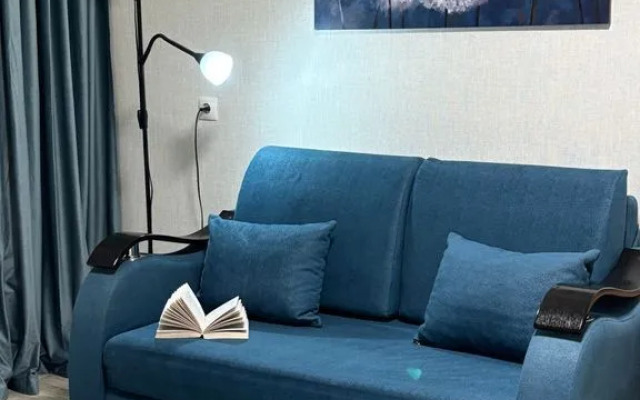 Na Bulvare Yunosti 9 Flat