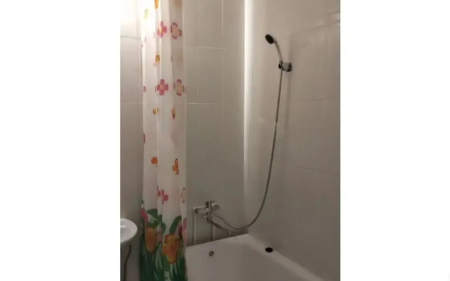 Квартира Студия на Улице Скульптора Головницкого 16А