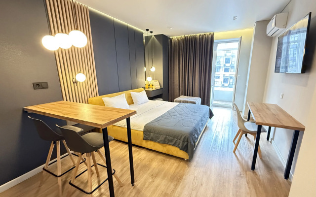 Апартаменты возле ТЦ Горизонт