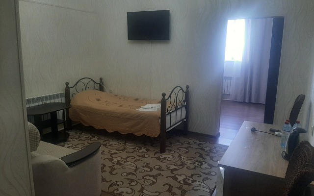 Rayana Hotel