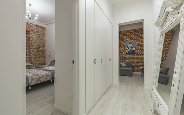 Oblomov V Tobolskikh Kazarmakh Flat