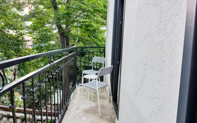 Flori̇na Hotel