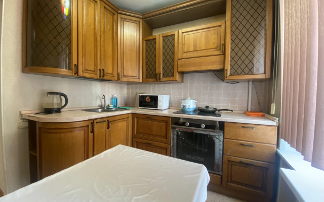 Квартира 3-комнатная на Ангарской 33