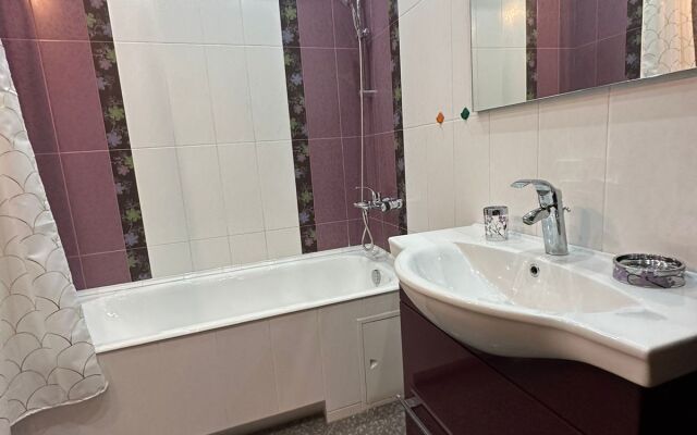 Na ulitse Lenina Flat