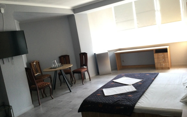 Aleksandrov Guest House
