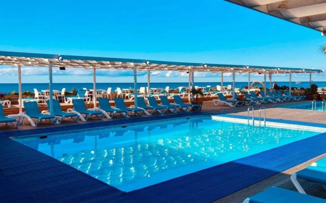 Two-room 5 minutes from the sea apartment