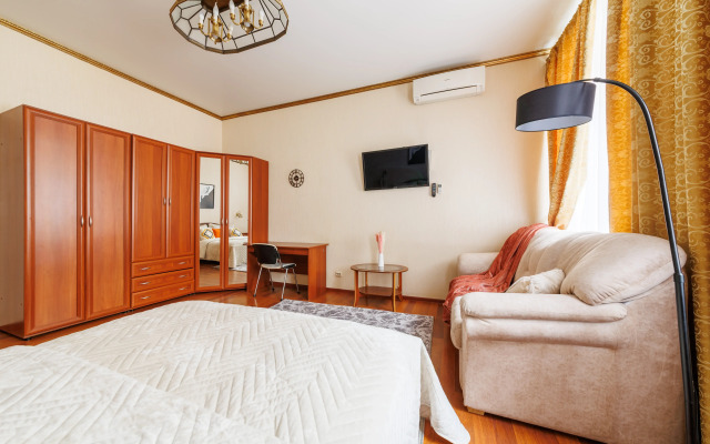 Апартаменты 2 спальни у Казанского собора 8 гостей