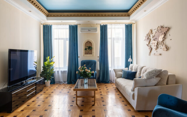 GM in the Historical Center of the Capital Apartments